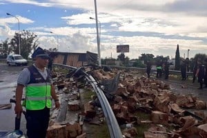 Las cajas quedaron desparramadas.