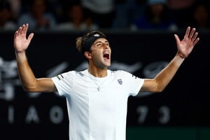 Etcheverry celebra ganar su partido de segunda ronda contra Monfils. Crédito: REUTERS.