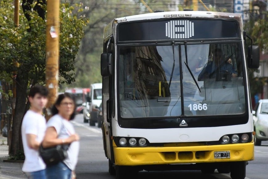 Los colectivos urbanos no prestan servicio por tiempo indeterminado. Foto: Pablo Aguirre