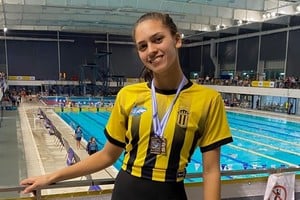 Eugenia Acosta, recientemente, ganó la prueba de 50 metros pecho en el Campeonato Sudamericano Juvenil.