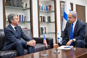 El primer ministro israelí, Benjamin Netanyahu se reunió con el secretario de Estado de Estados Unidos, Antony Blinken, en Tel Aviv, Israel, este 9 de enero de 2024. Foto: Xihua.