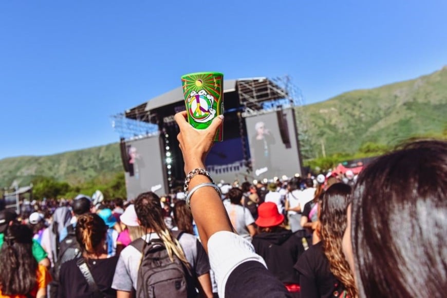 Cosquín Rock: ecovasos