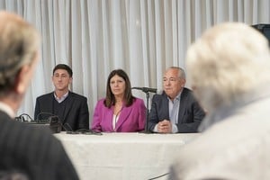 Clara García y Paco Garibaldi, son candidatos a diputada y a senador por Unidos para Cambiar Santa Fe.